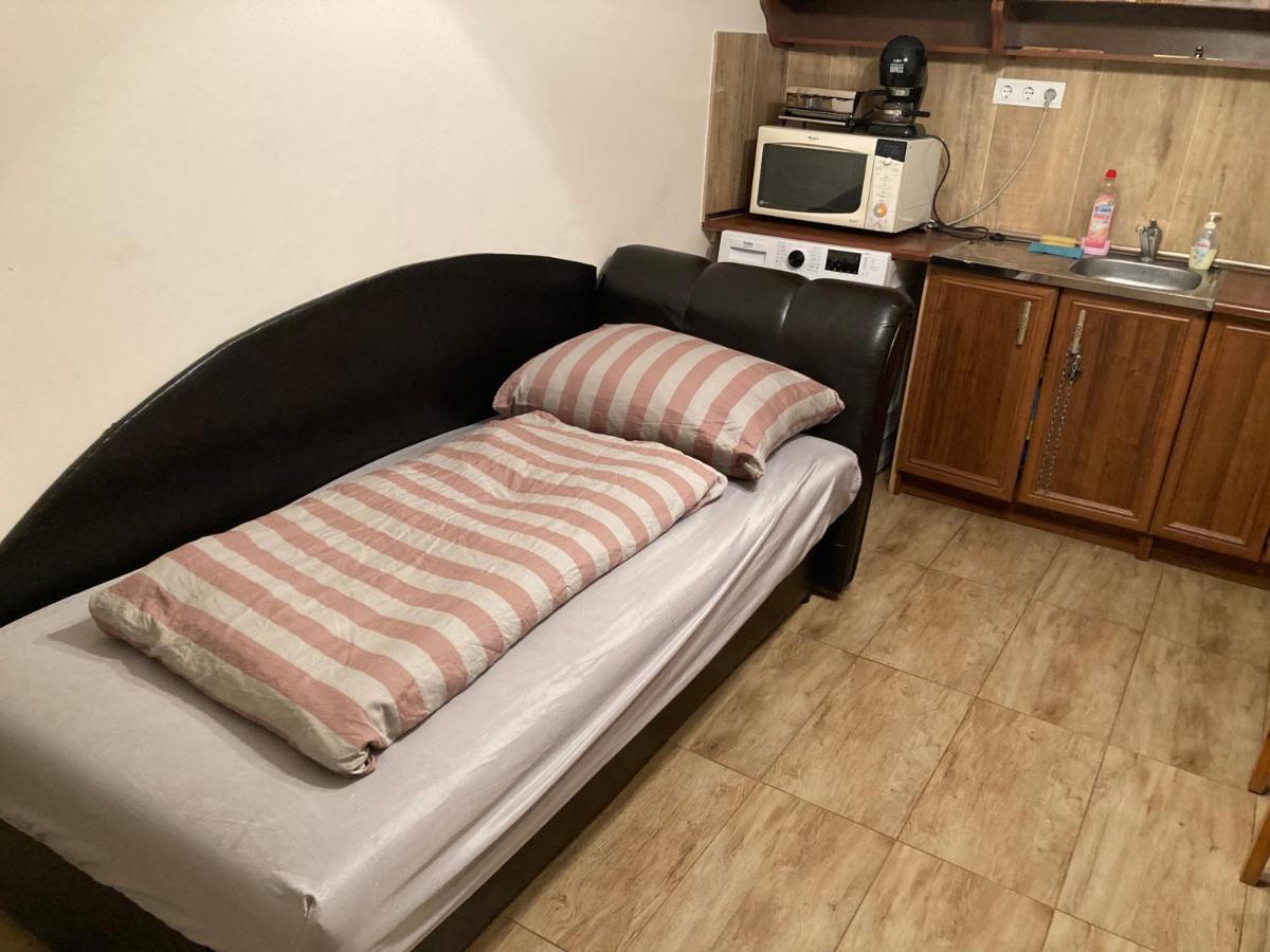 Roland Apartmant Zuglo Budapest Luaran gambar